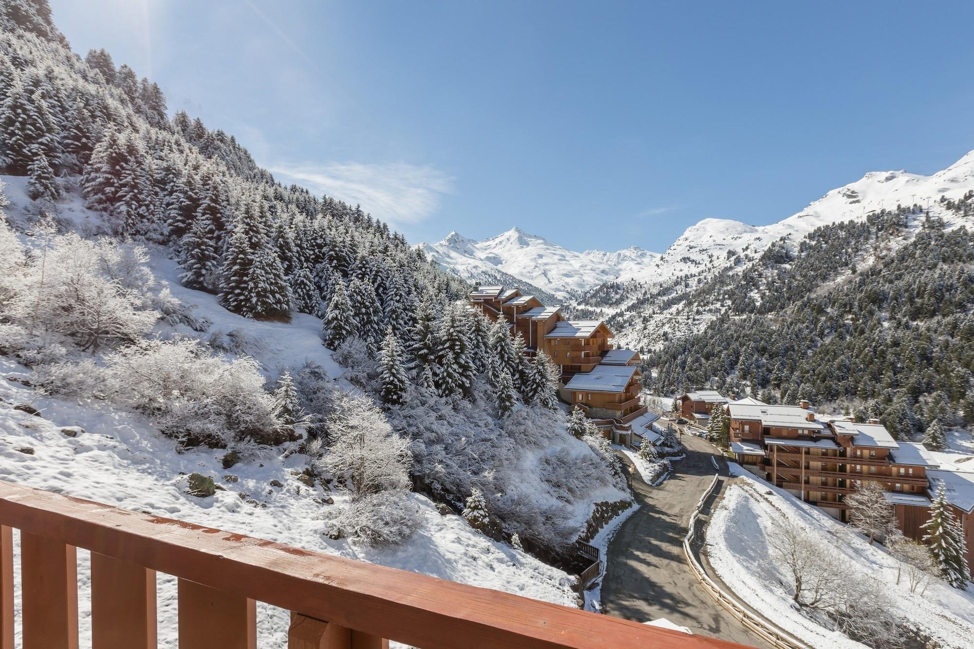 Residence Pierre & Vacances Premium Les Crets Les Allues Exterior photo
