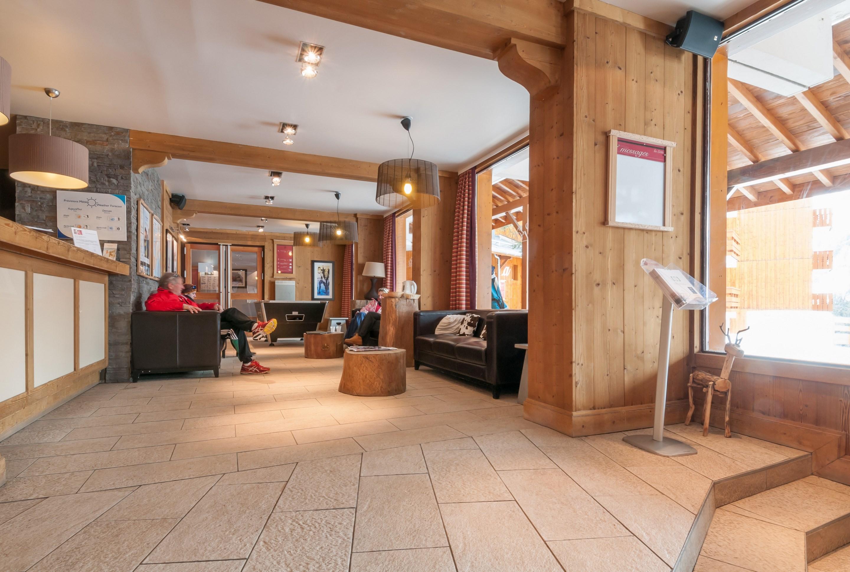 Residence Pierre & Vacances Premium Les Crets Les Allues Exterior photo